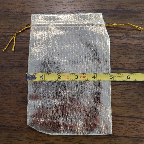 39x Gold Drawstrong Party Favor Bags - Picture 4 of 4